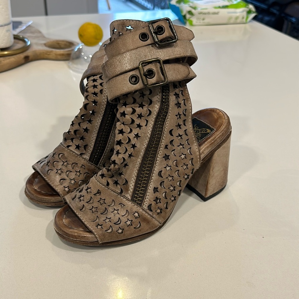 Freebird Theresa shoes
